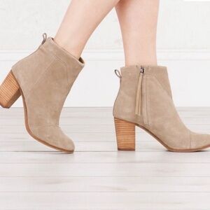 TOMS Lunata Suede Ankle Booties size 8.5